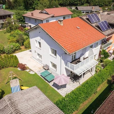 Schoenes Ferienhaus Mit Garten Перчах-ам-Вертерзе Екстер'єр фото
