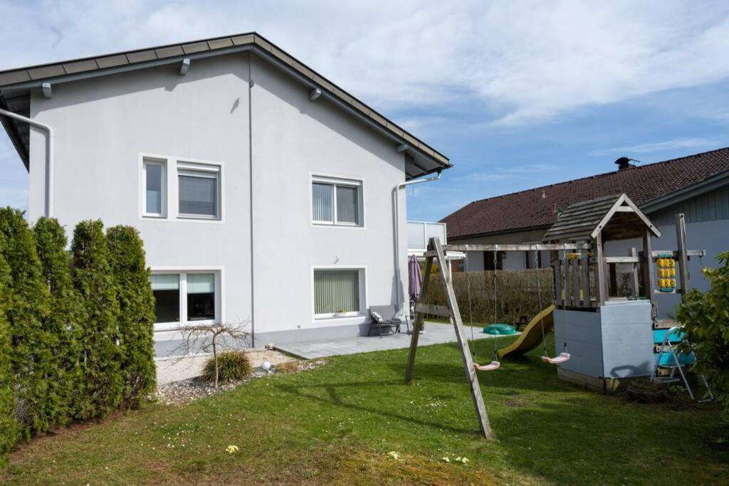 Schoenes Ferienhaus Mit Garten Перчах-ам-Вертерзе Екстер'єр фото