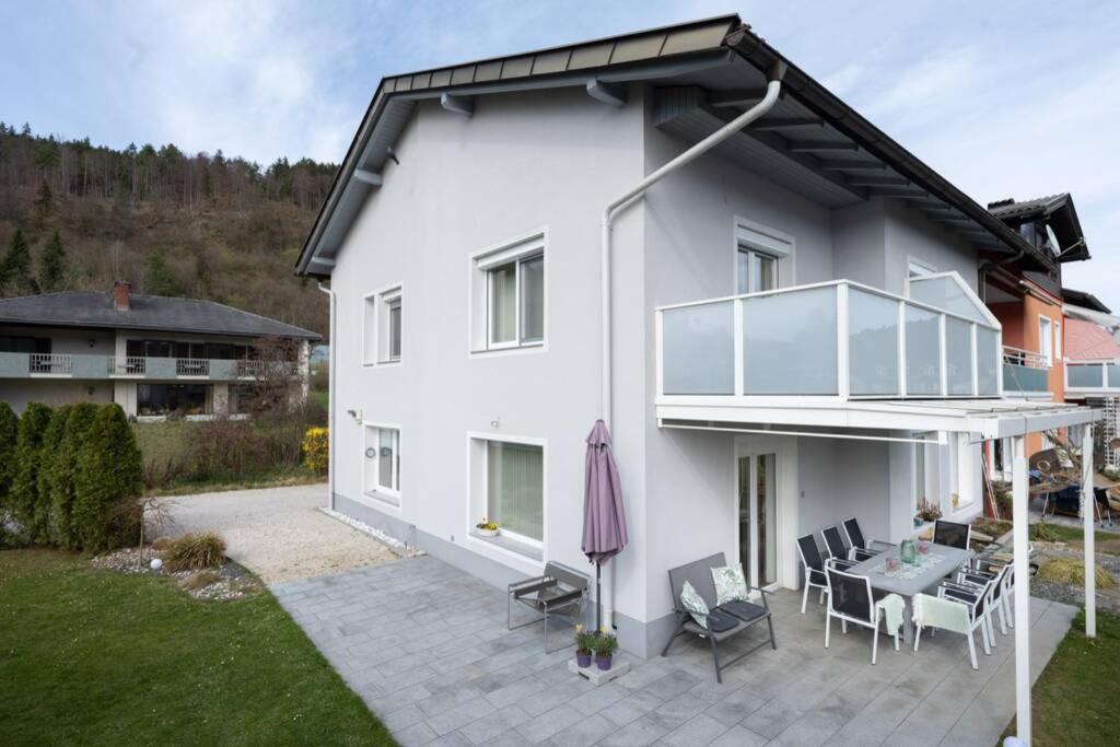 Schoenes Ferienhaus Mit Garten Перчах-ам-Вертерзе Екстер'єр фото